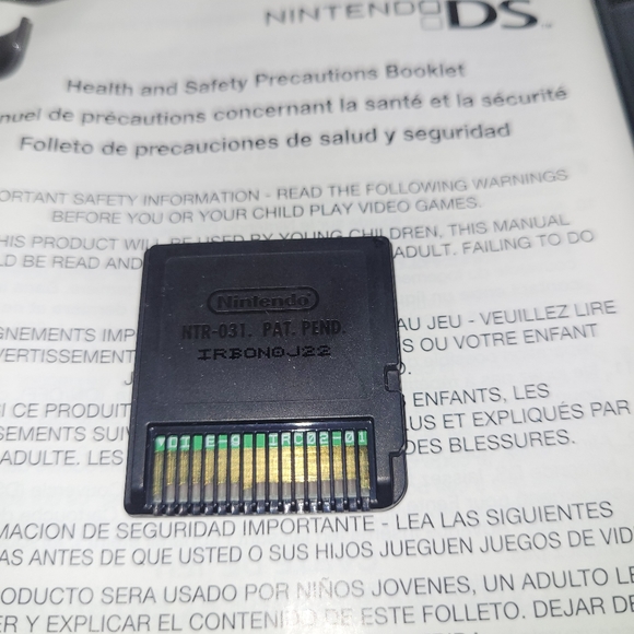 Nintendo DS Pokemon Black Version - Picture 8 of 12